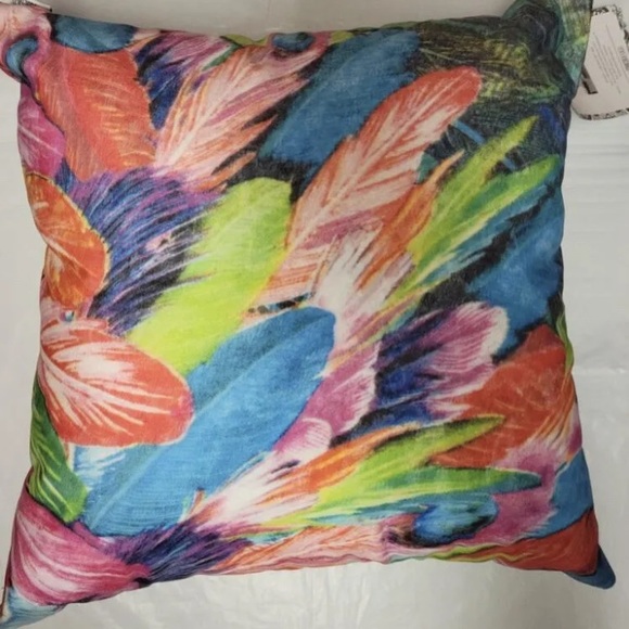 Macodesign Throw Pillow Peacock Feather European Collection Poland Decor Vibrant - Picture 1 of 9